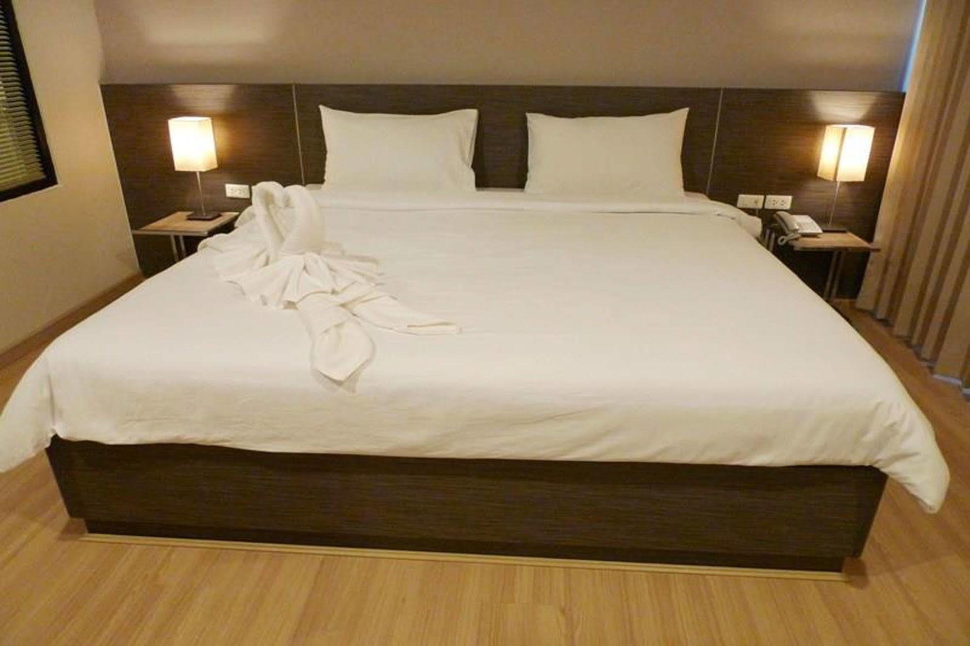 Leosor Hotel Nakhonratchasima Exteriér fotografie