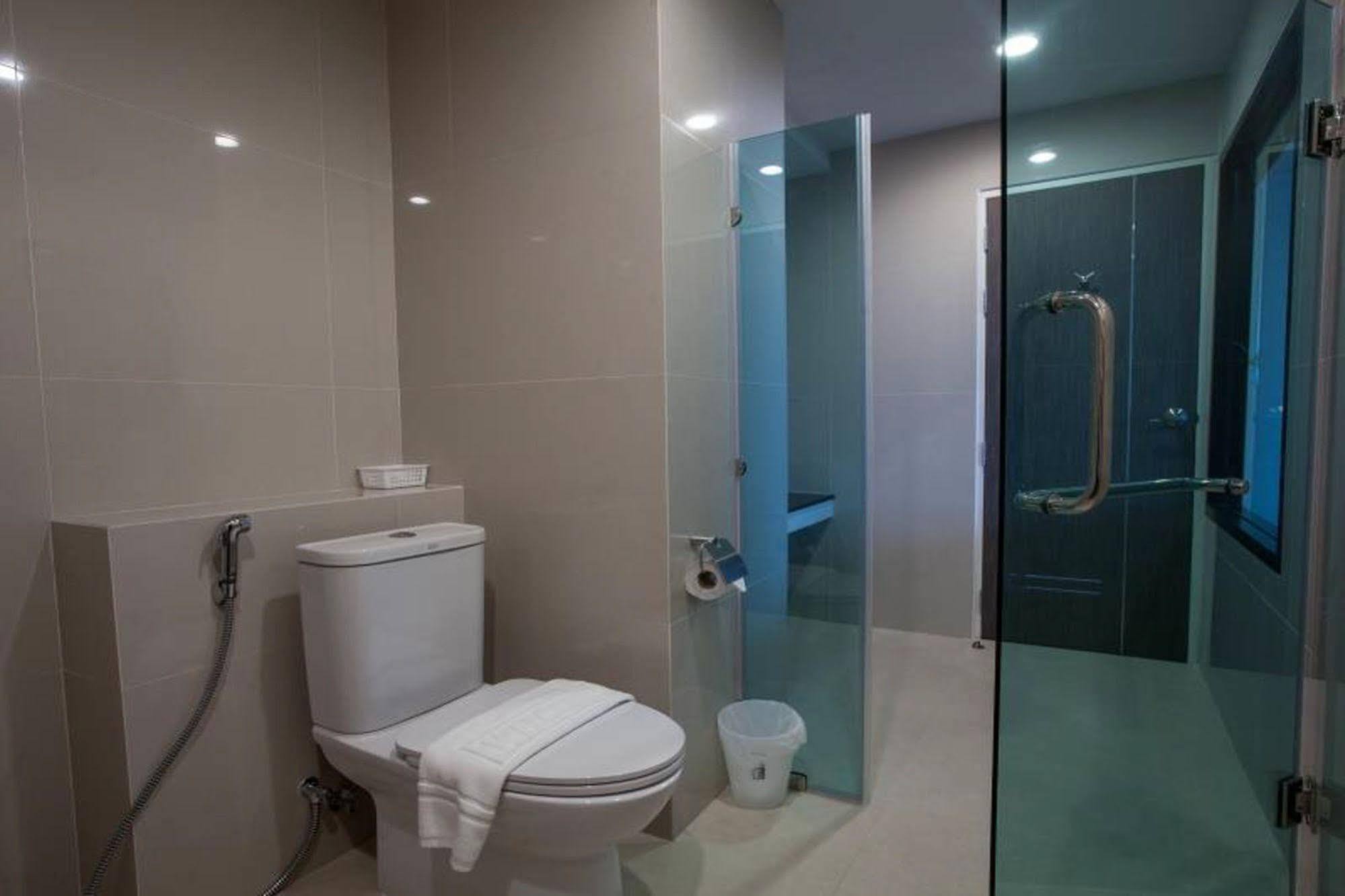 Leosor Hotel Nakhonratchasima Exteriér fotografie