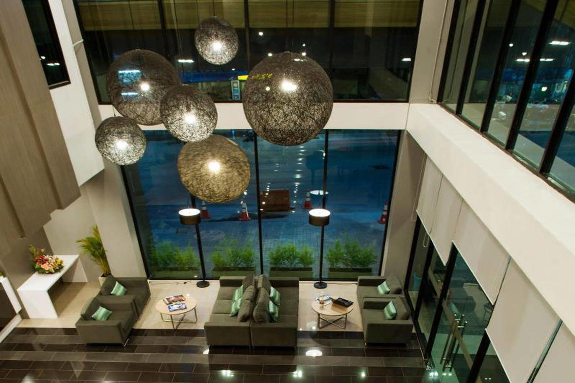 Leosor Hotel Nakhonratchasima Exteriér fotografie